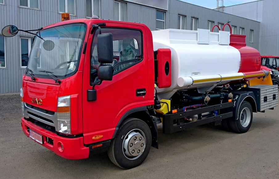 Автотопливозаправщик JAC N90L